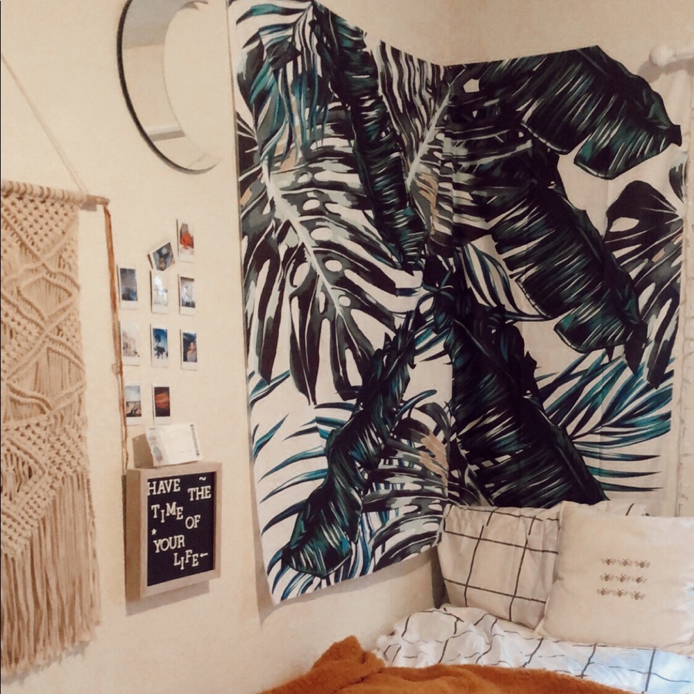 Greenleaf tapestry